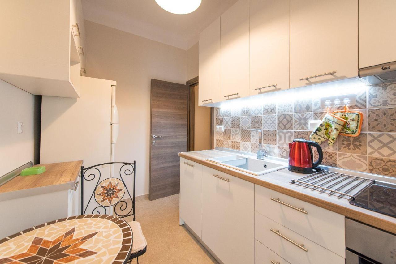 Apricot By Halu! Cozy Apt Next To Agia Sophia Metro Station Tessalónica Exterior foto